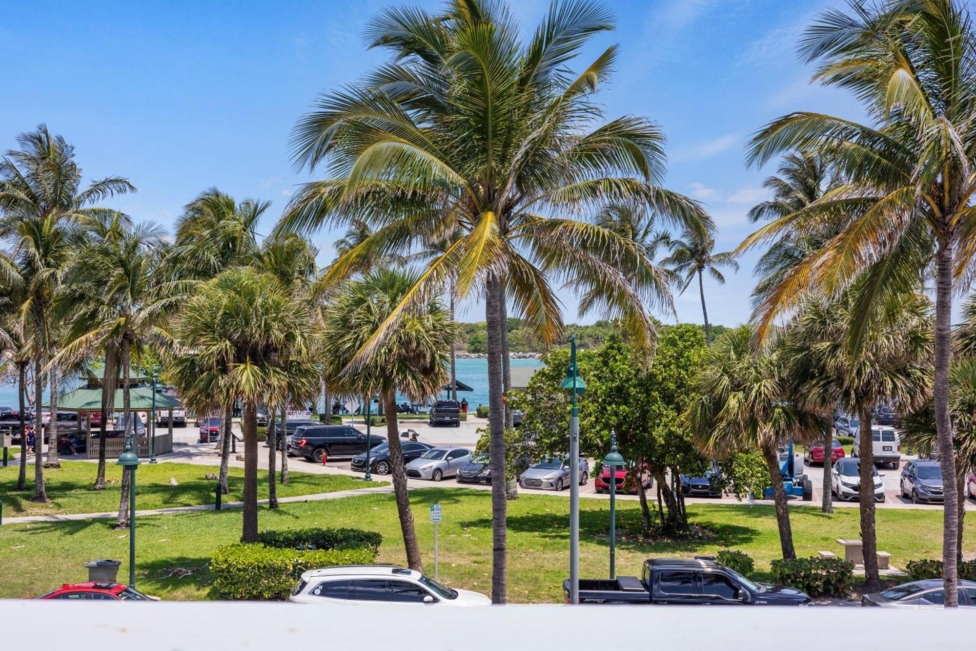 Oceanfront Inn, Inlet View Room, King Bed, #14 Fort Pierce Exterior foto